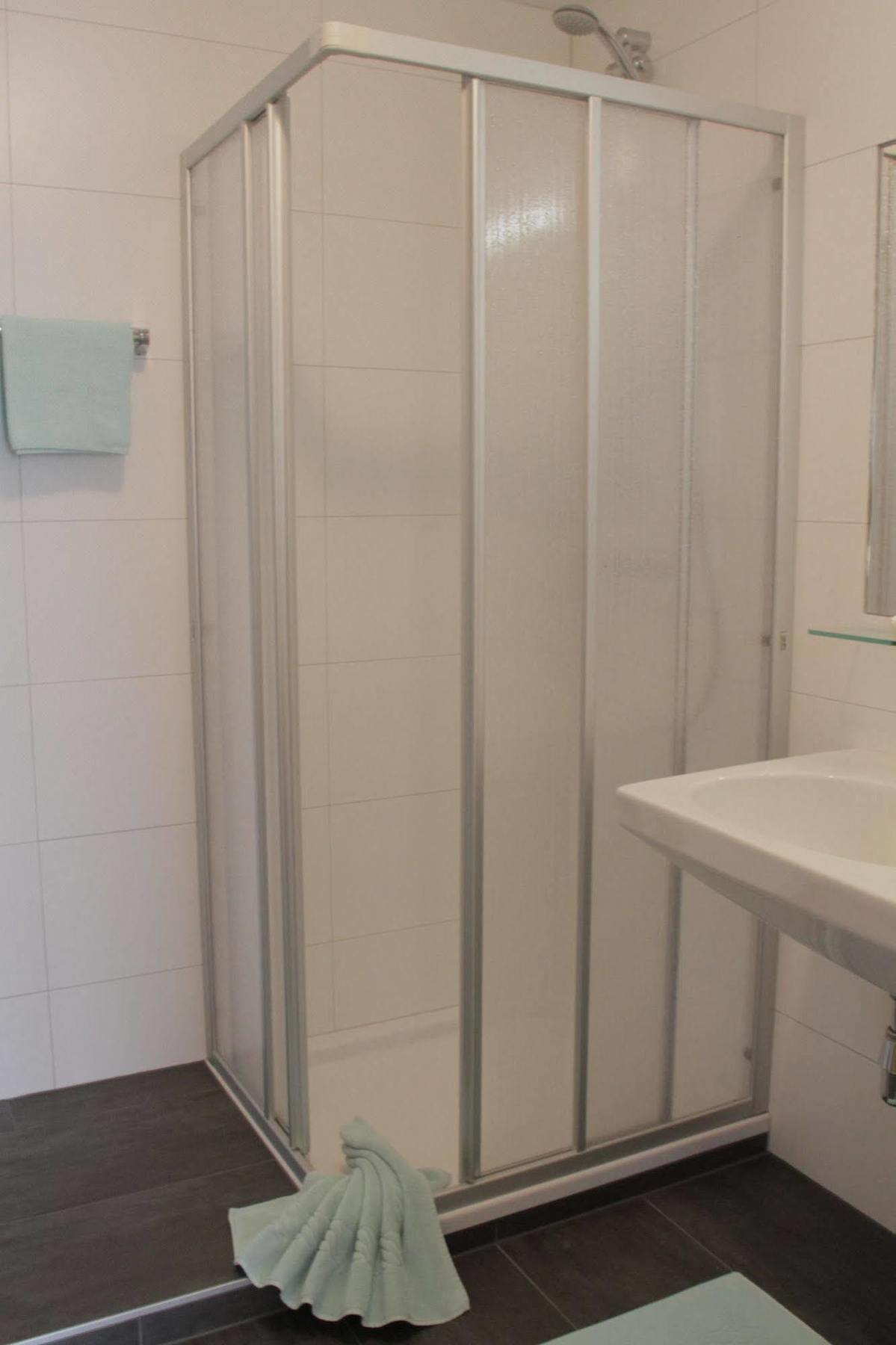 נאודרס Collina Hotel Garni מראה חיצוני תמונה