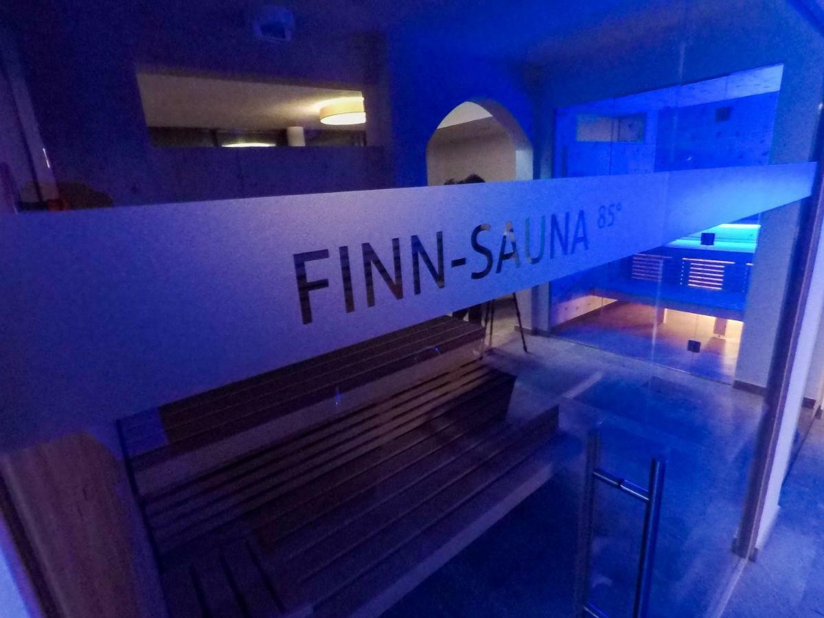 נאודרס Collina Hotel Garni מראה חיצוני תמונה